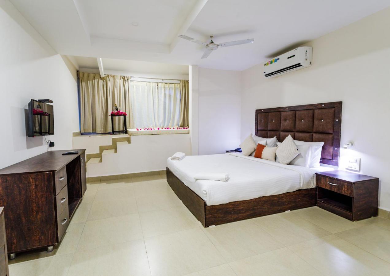 La Vaiencia Beach Resort Morjim Exterior foto